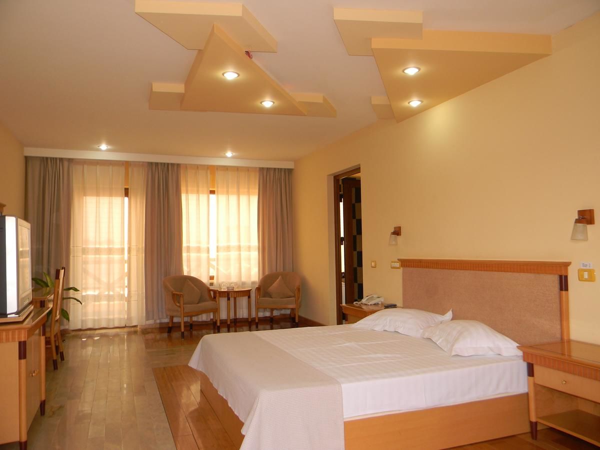 Отель Hotel La Scoica Land Мамайя Норд – Нэводари-26